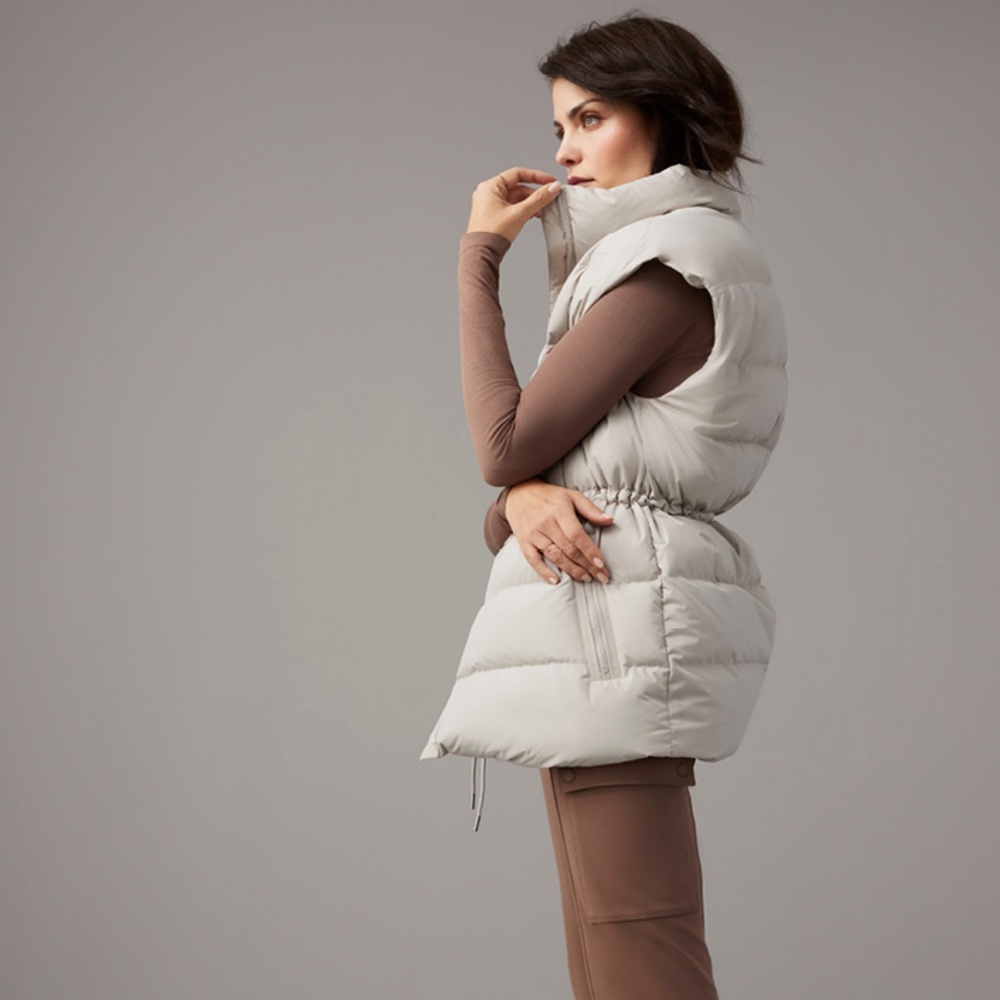 Athleta Cascade Down Puffer Vest